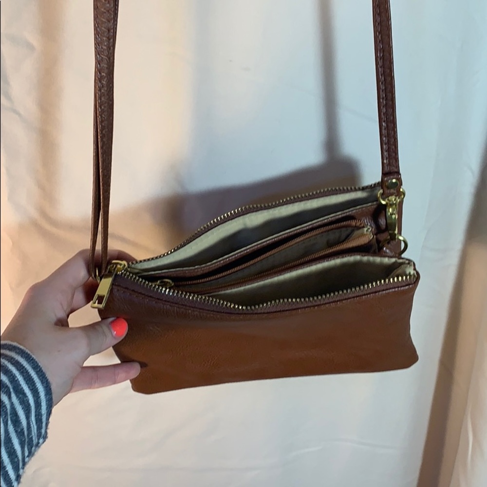 Multiple pocket tan crossbody